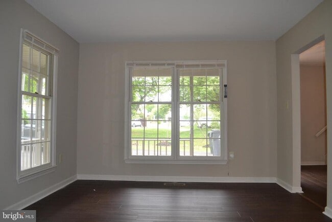 Building Photo - 9614 Shannon Ln