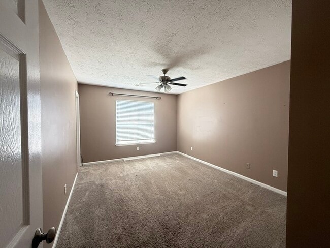 Building Photo - 4073 Settlers Hill Way