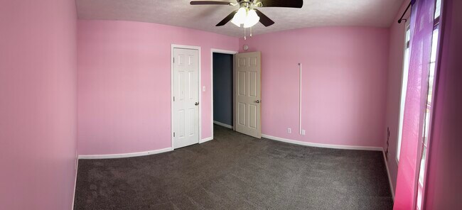 Building Photo - 1044 Cindy Jo Ct