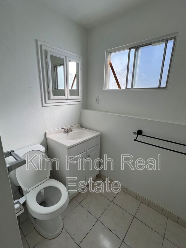 Building Photo - 6099 3840 W