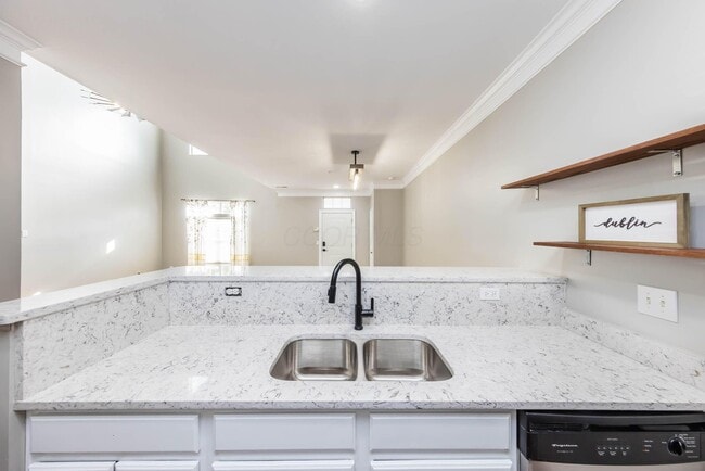 Building Photo - 6010 Inishmore Ln