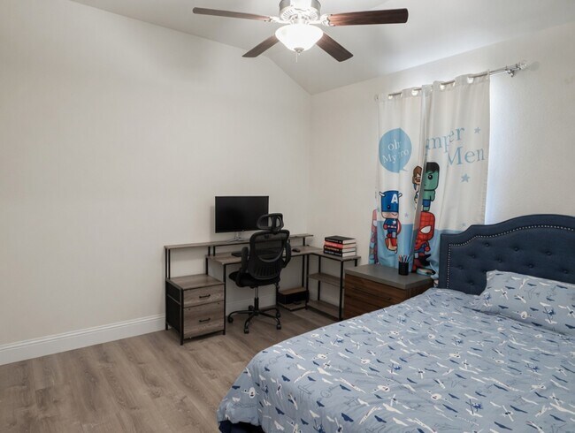 Building Photo - 16907 Clola Ct