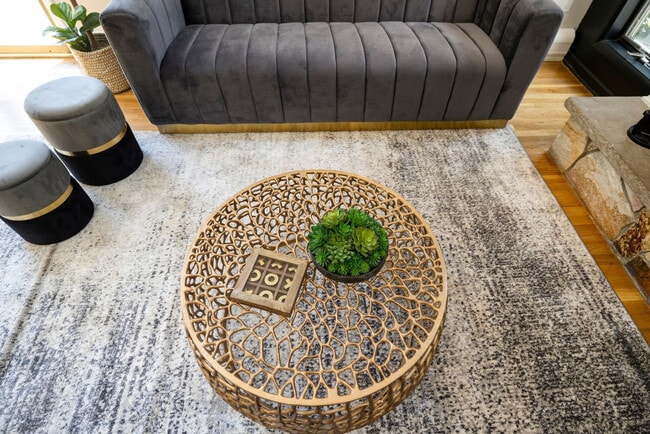 Building Photo - 2A Cherry Ln