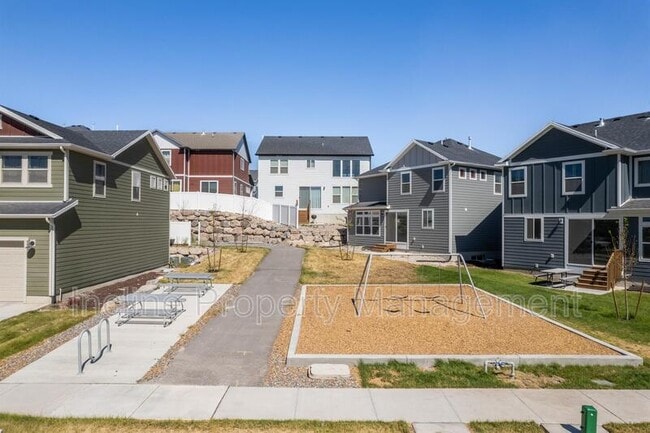 Building Photo - 4438 E Hurstbourne Dr