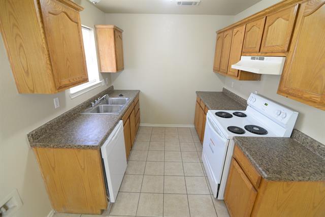 Building Photo - 2419 Talco Dr