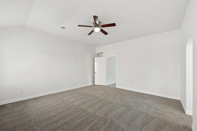 Building Photo - 2707 Shawna Lyn Dr