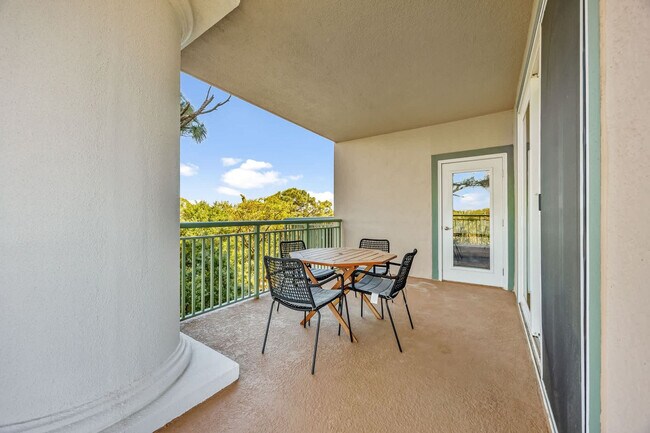 Building Photo - 605 Kemp St