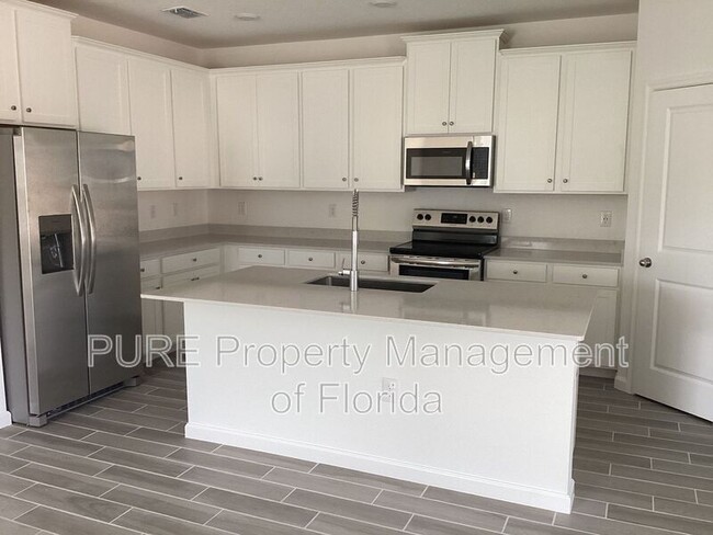 Building Photo - 7898 SW 74th Lp