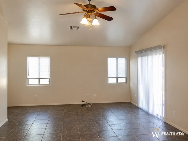 Building Photo - Now Available! Spacious 3 Bedroom Home with Den in Rita Ranch