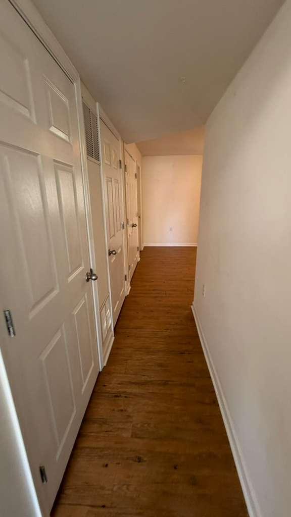 Building Photo - 38 Lombard Ln