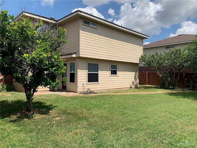 Building Photo - 4205 Santa Lucia St