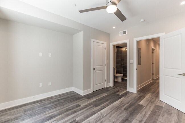 Building Photo - 1609 Ogden St