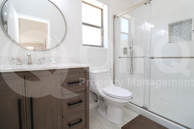 Building Photo - 3834 E Cavalry Ct