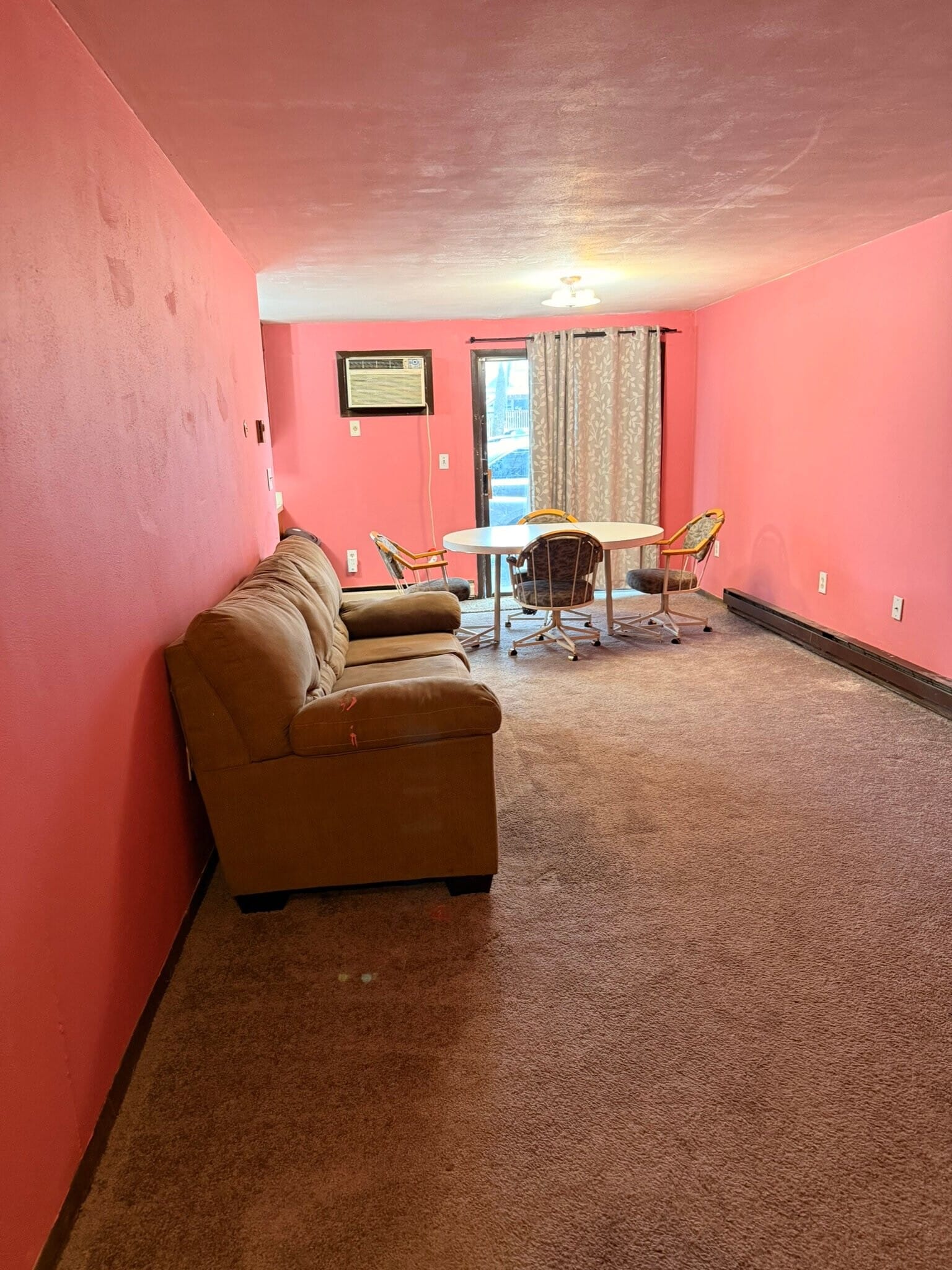 Building Photo - 5 Maria Manor