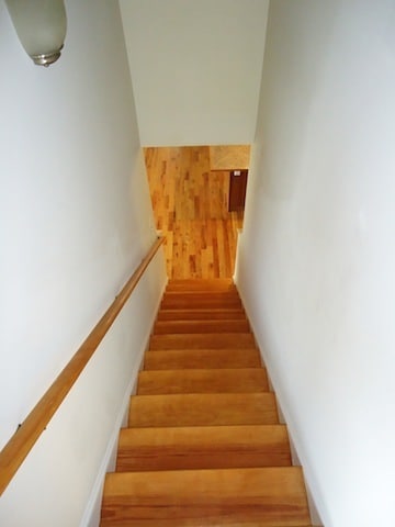 Building Photo - 225 Pearl St