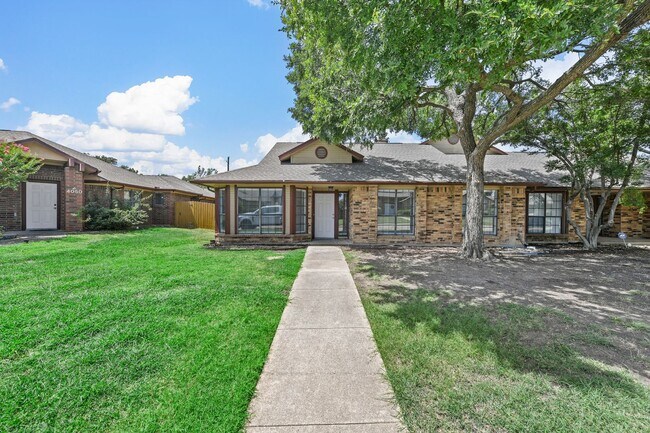 Primary Photo - 4046 St Christopher Ln
