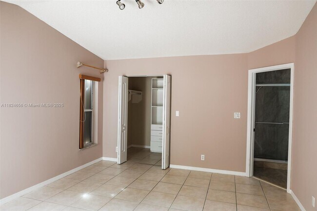 Building Photo - 8011 SW 158th Ave