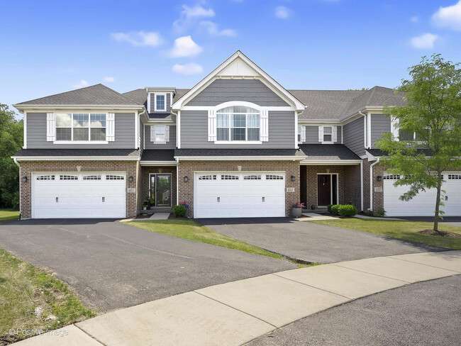Primary Photo - 651 Bourbon Ln
