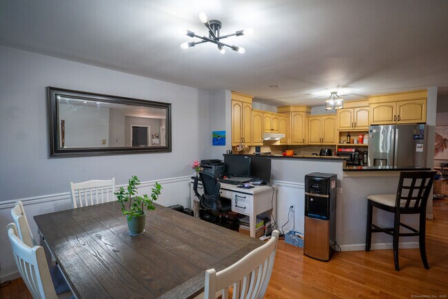 Building Photo - 2A Jeanette St