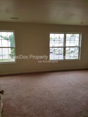 Building Photo - 11009 Bevin Dr