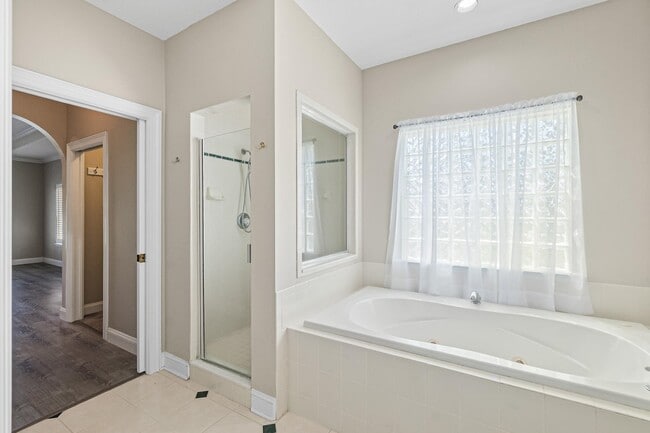 Building Photo - 113 Sea Garden Ct