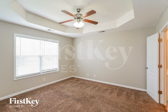 Building Photo - 1393 Jenny Ln
