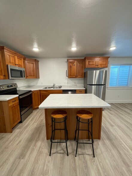 Building Photo - 447 Wasatch Blvd