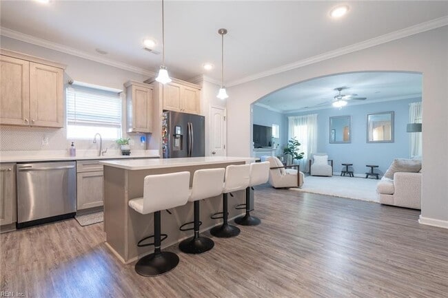 Building Photo - 409 Draper Dr