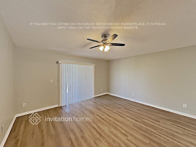 Building Photo - 4860 Manchester Dr