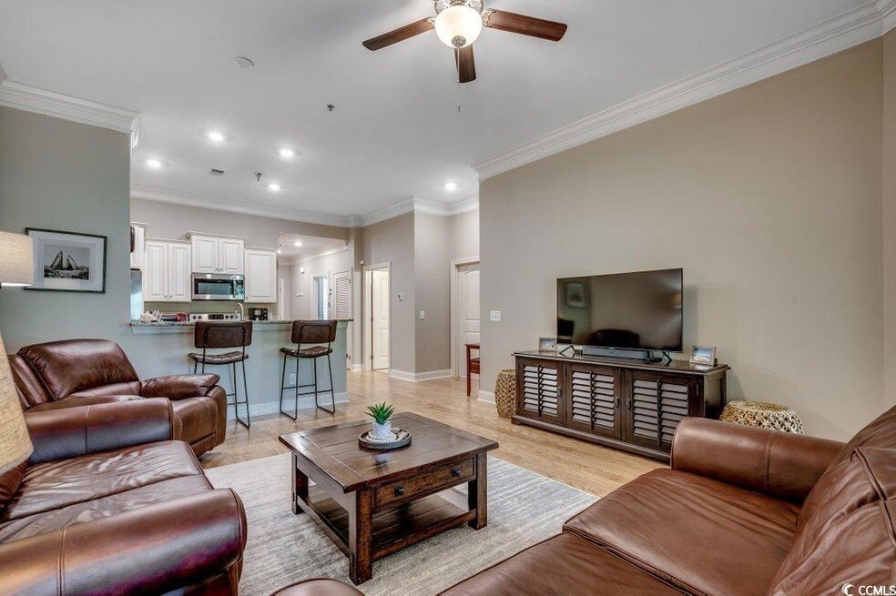 Large, open main living area - 144 Puffin Dr