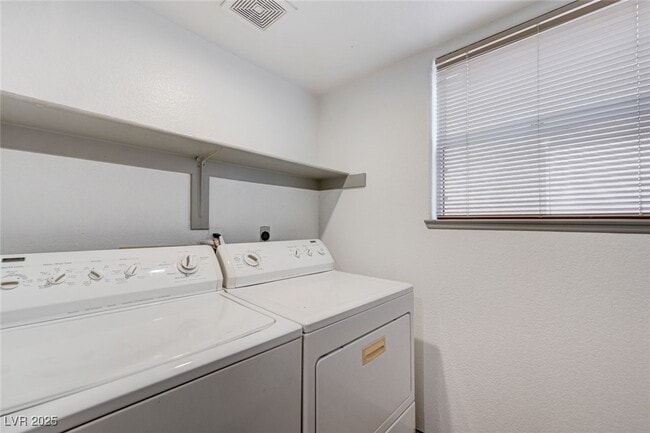 Building Photo - 8016 Cetus Cir