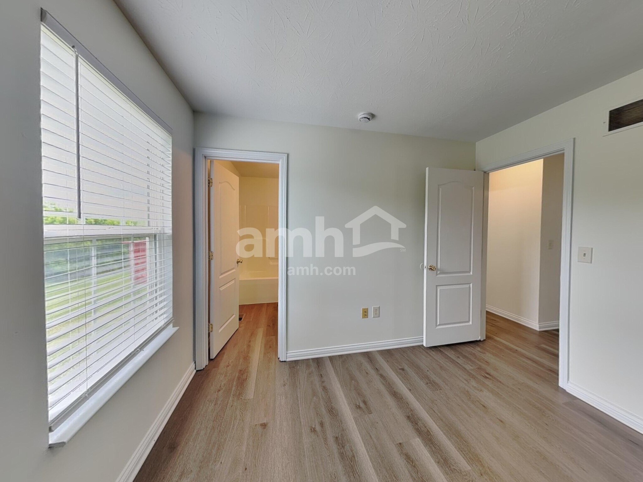 Building Photo - 599 Astoria Ct