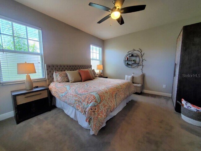 Building Photo - 240 West End Dr