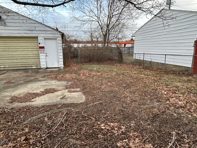 Building Photo - 4217 Fulton Ave