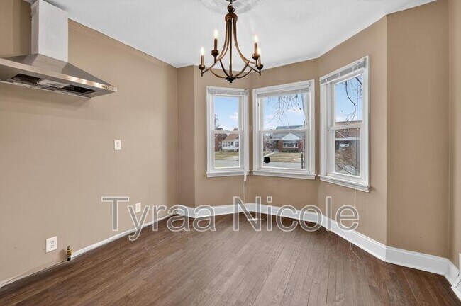 Building Photo - 19750 Mark Twain St