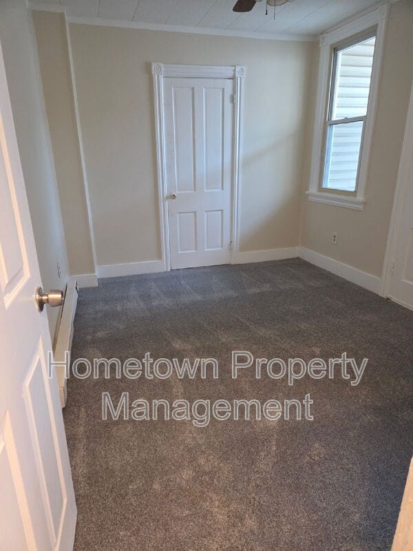 Building Photo - 309 Mifflin St