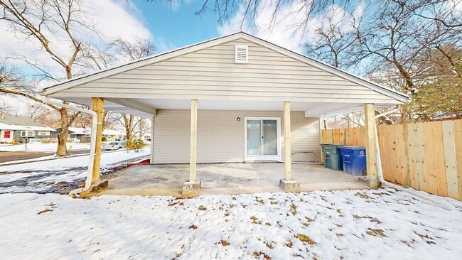 Building Photo - 769 Kettering Rd