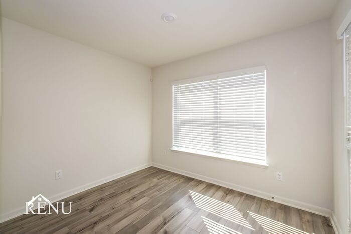 Building Photo - 123 Palomino Bnd Dr