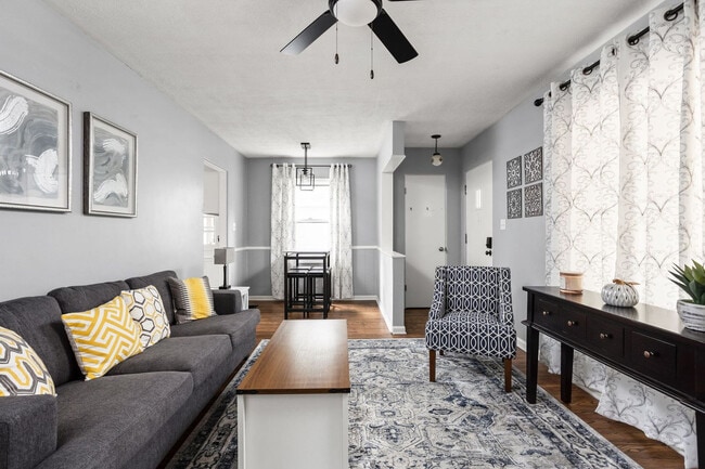 Building Photo - 2307 E 65th St