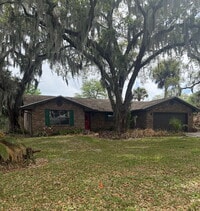 Building Photo - Beautifully Furnished 3-Bedroom Pool Home