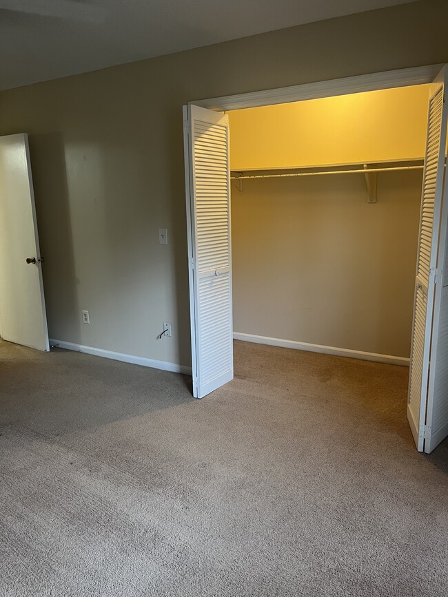 Building Photo - 111 Timber Ln