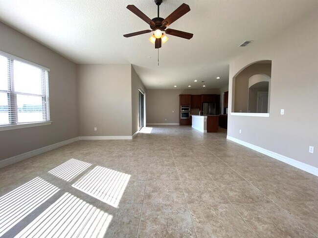 Building Photo - 11316 Lemon Lake Blvd