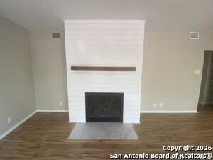 Building Photo - 8642 Fredericksburg Rd