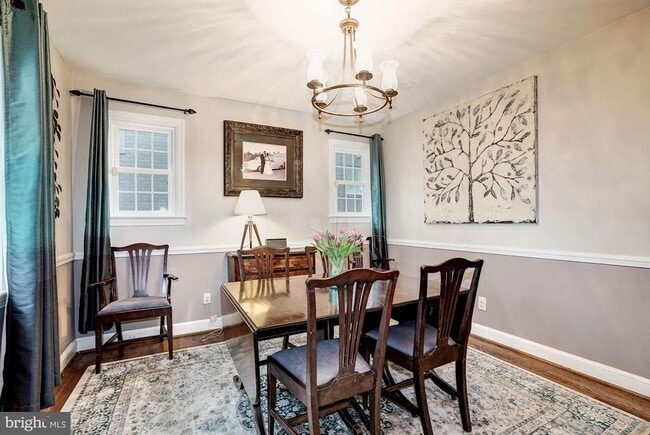 Building Photo - 5724 27th St NW