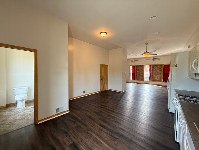 Building Photo - Spacious Newly Remodeled 2-Bedroom Upper Apartment in the Village of Grass Lake