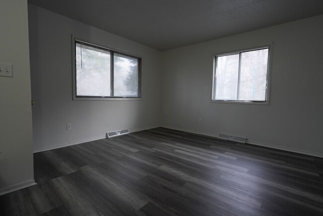 Building Photo - 1308 E 29th St