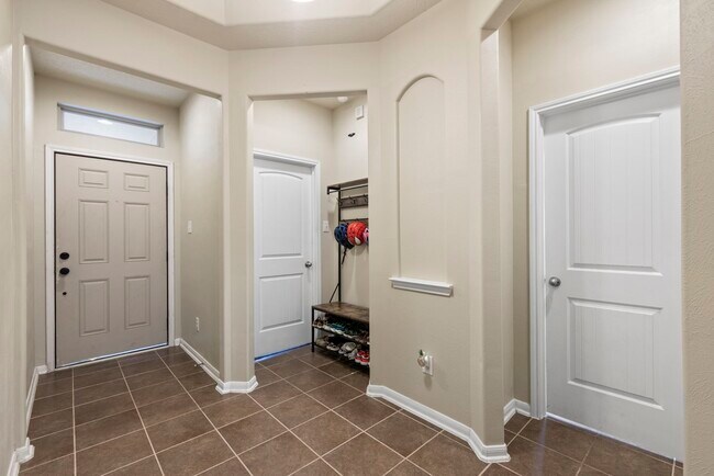 Building Photo - 8107 Sweetstone Grove Ct