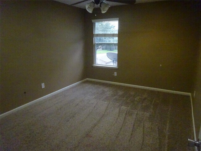 Building Photo - 14007 Breezy Cypress Creek Trail