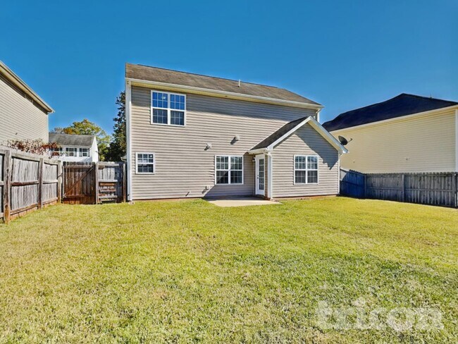 Building Photo - 5040 Liberty Hall Cir