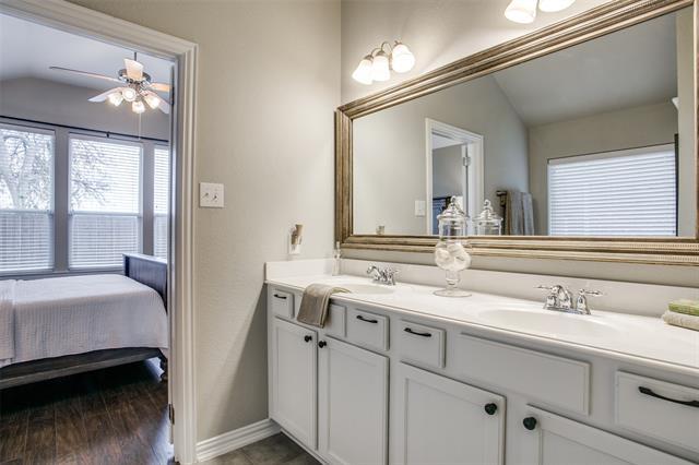 Building Photo - 2007 Highland Dr